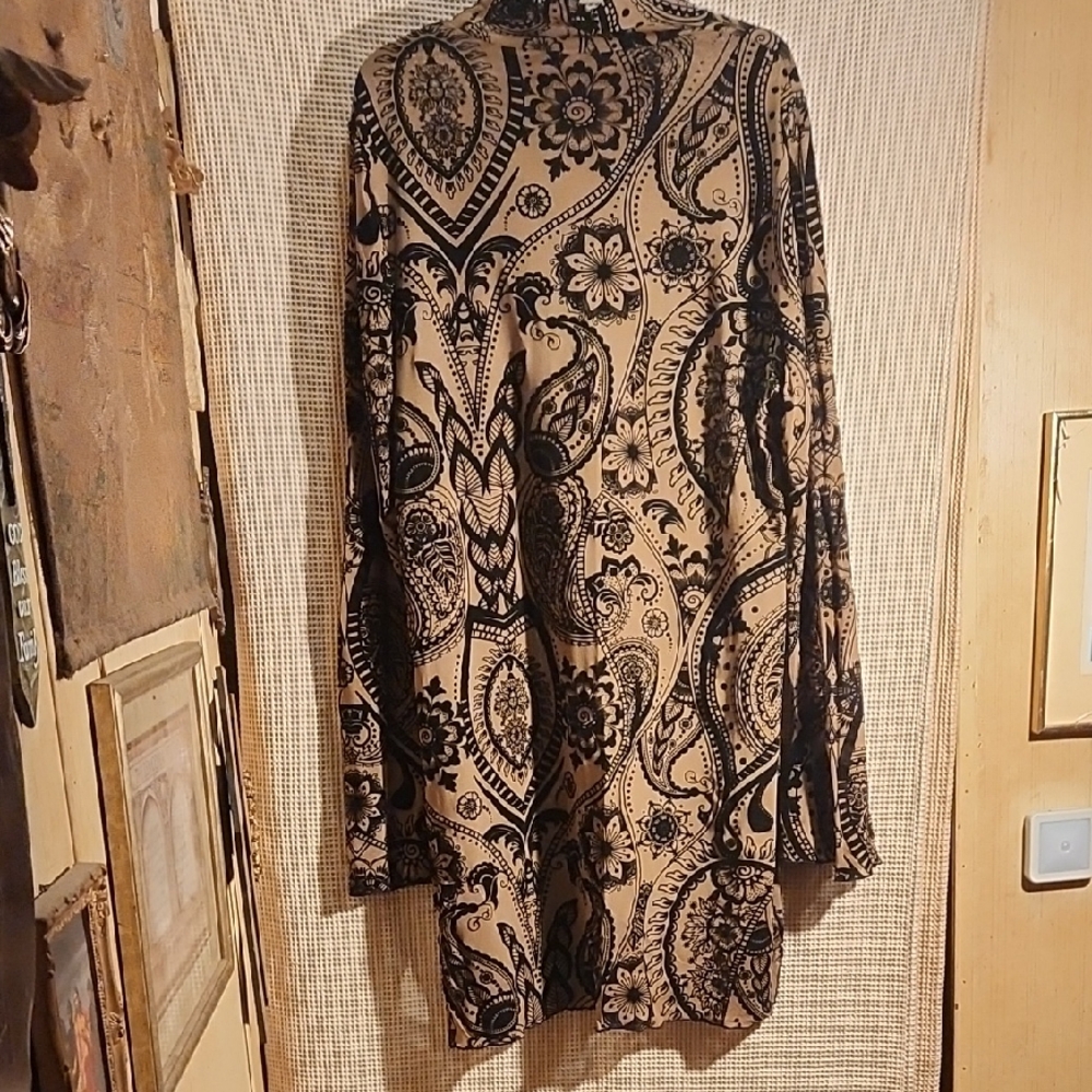 SHEIN Beige and Black Paisley Midi Dress
